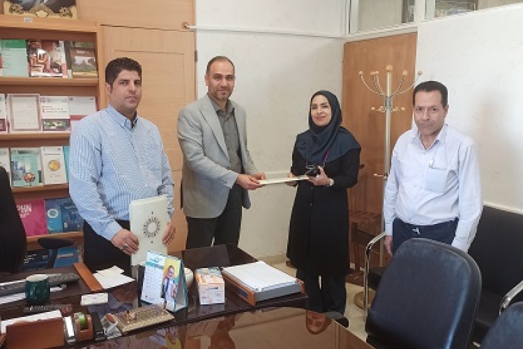 برگزاری جلسه تقدیر از همکاران تلاشگر